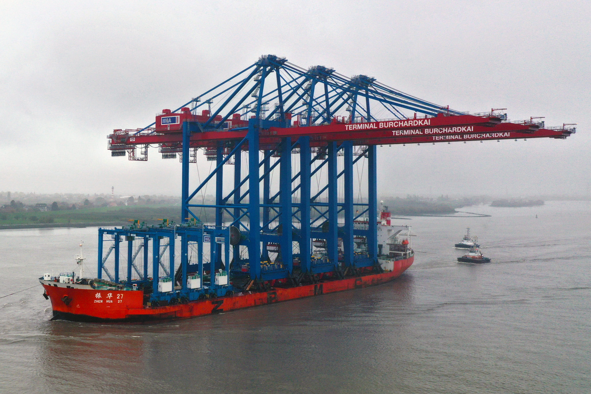 Huge Container Gantry Cranes for the Port of Hamburg - Lift and Hoist ...